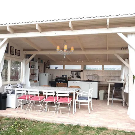 Apartament Fueloep Apartmanhaz *