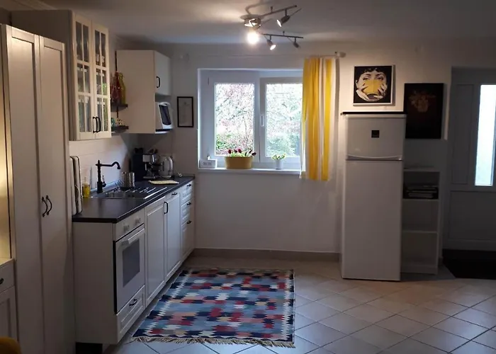 Fueloep Apartmanhaz Lejlighed Balatonszepezd