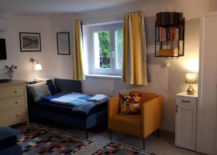 Fueloep Apartmanhaz Lejlighed *