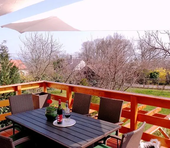 Fueloep Apartmanhaz Lejlighed Balatonszepezd