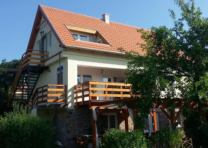 Lejlighed Fueloep Apartmanhaz *