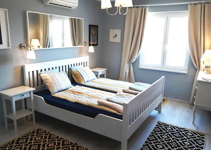 Fueloep Apartmanhaz